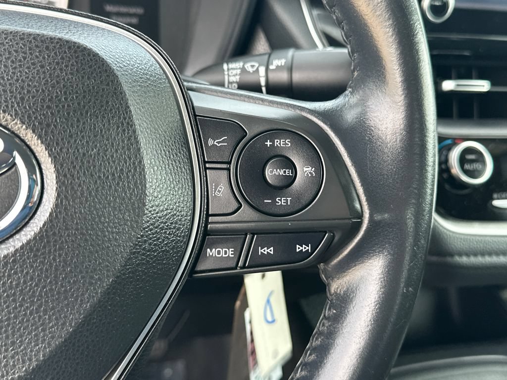 Used 2020 Toyota Corolla SE FWD image 23