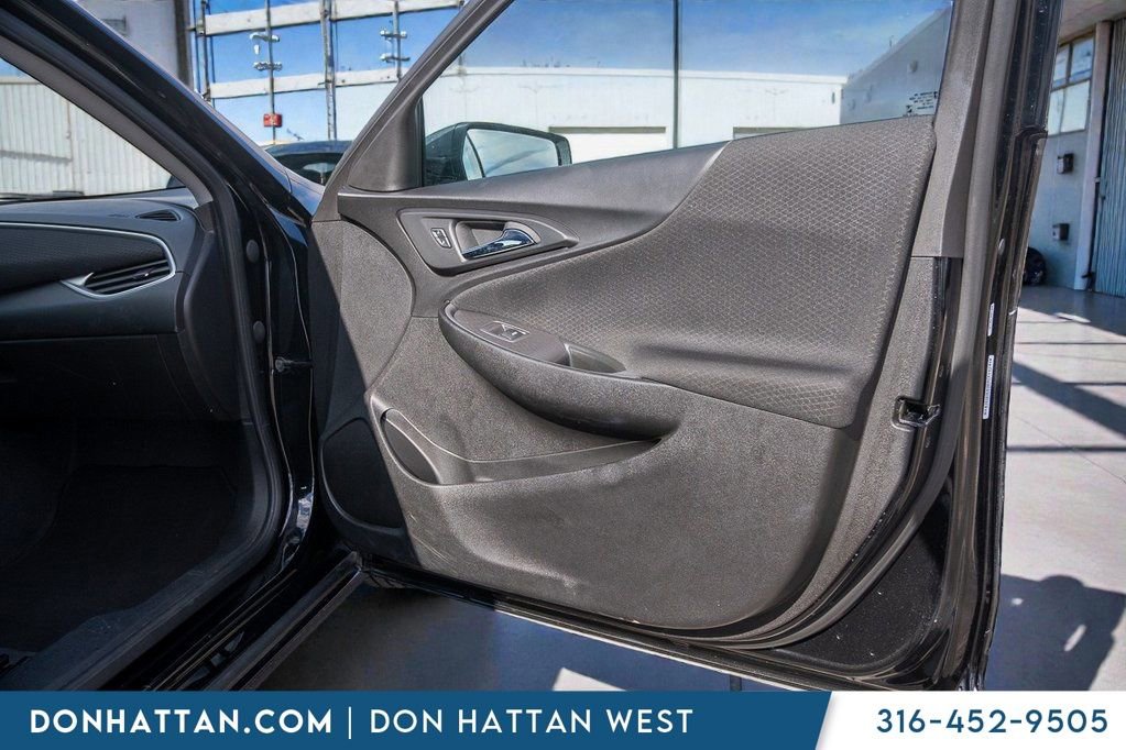 Used 2024 Chevrolet Malibu LT image 23