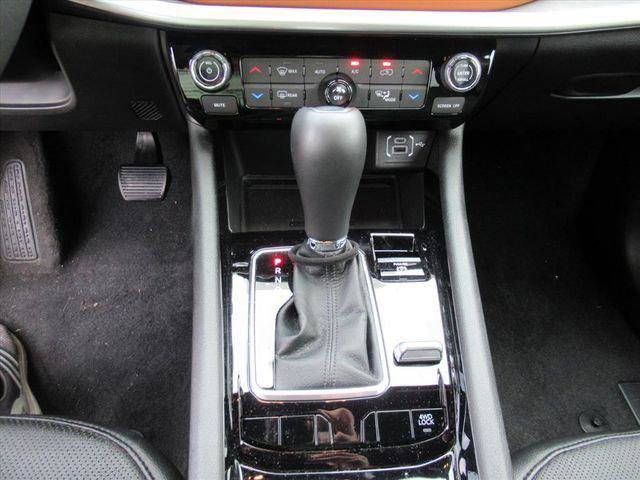 Certified 2025 Jeep Compass Limited w/ Elite Group image 22