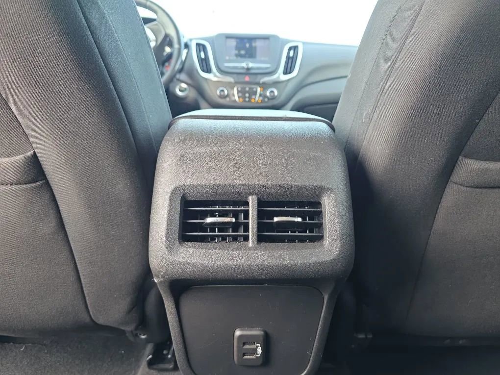 Used 2019 Chevrolet Equinox LT image 39