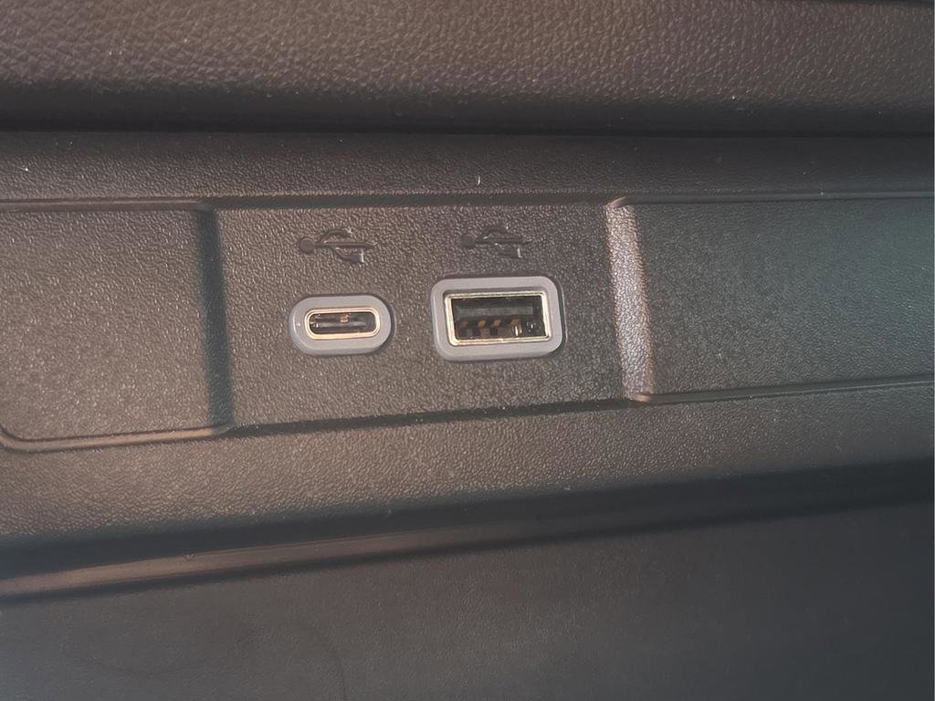 Used 2024 GMC Canyon Elevation w/ Convenience Package image 21