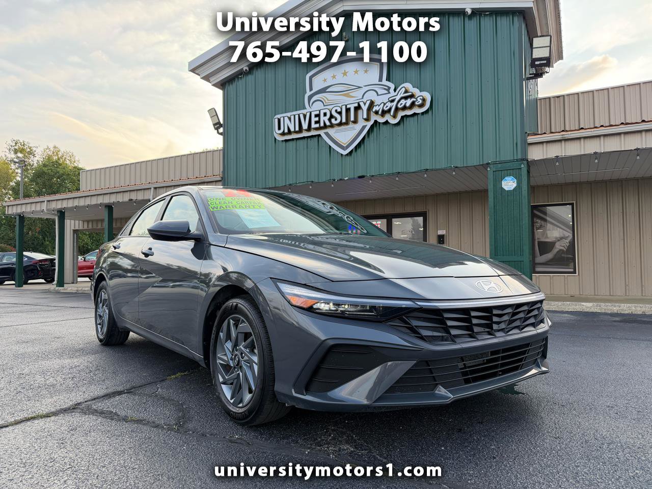 Used 2024 Hyundai Elantra SEL image 1