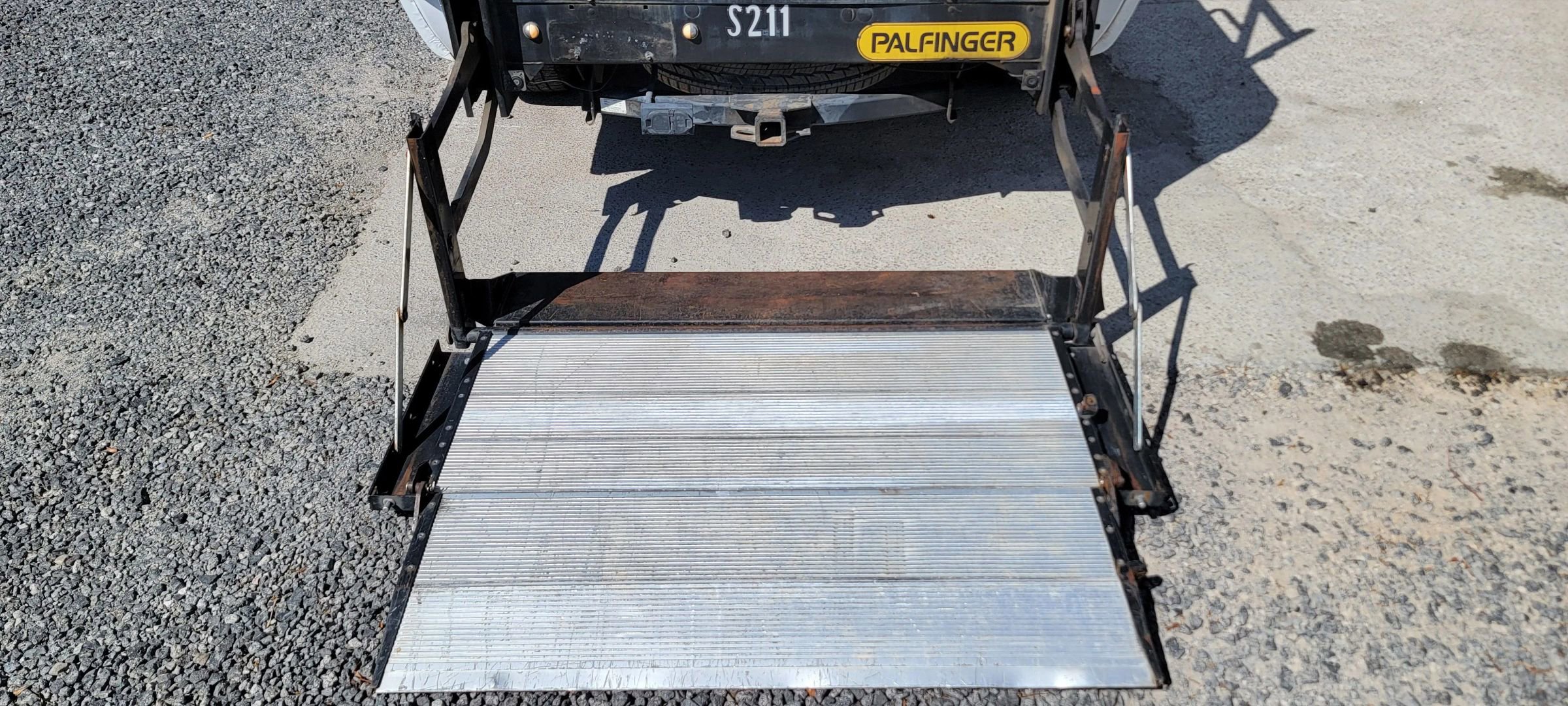 Used 2014 Ford F250 XL w/ Power Equipment Group image 9