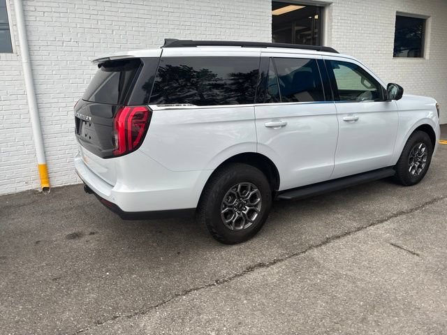 Used 2025 Ford Expedition Active RWD image 22