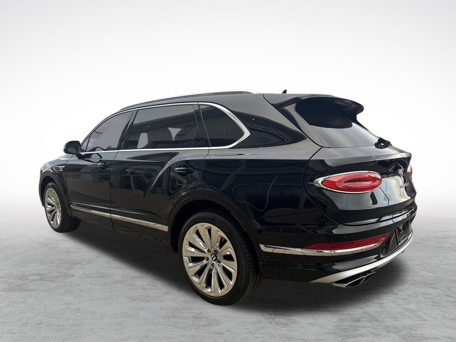 Used 2023 Bentley Bentayga Extended Wheelbase image 3