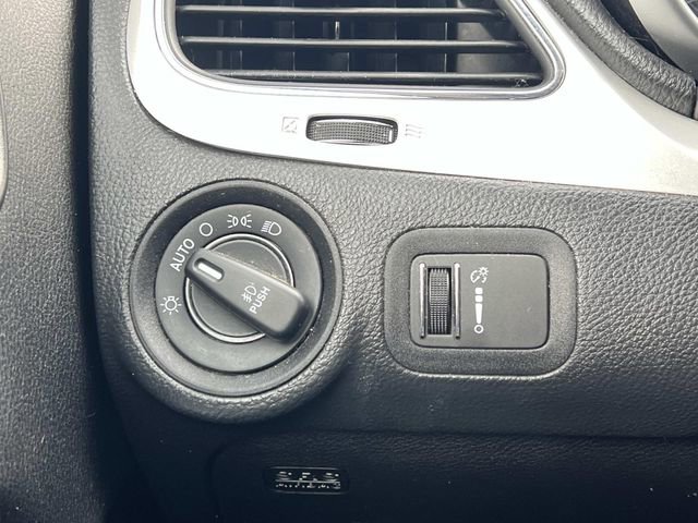 Used 2018 Dodge Journey GT image 31