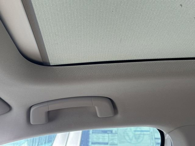 Used 2020 Volkswagen Jetta SEL Premium image 14