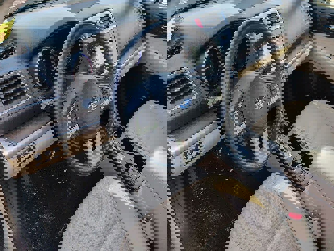 Used 2016 Subaru Legacy 2.5i Limited w/ Popular Package #4 image 2