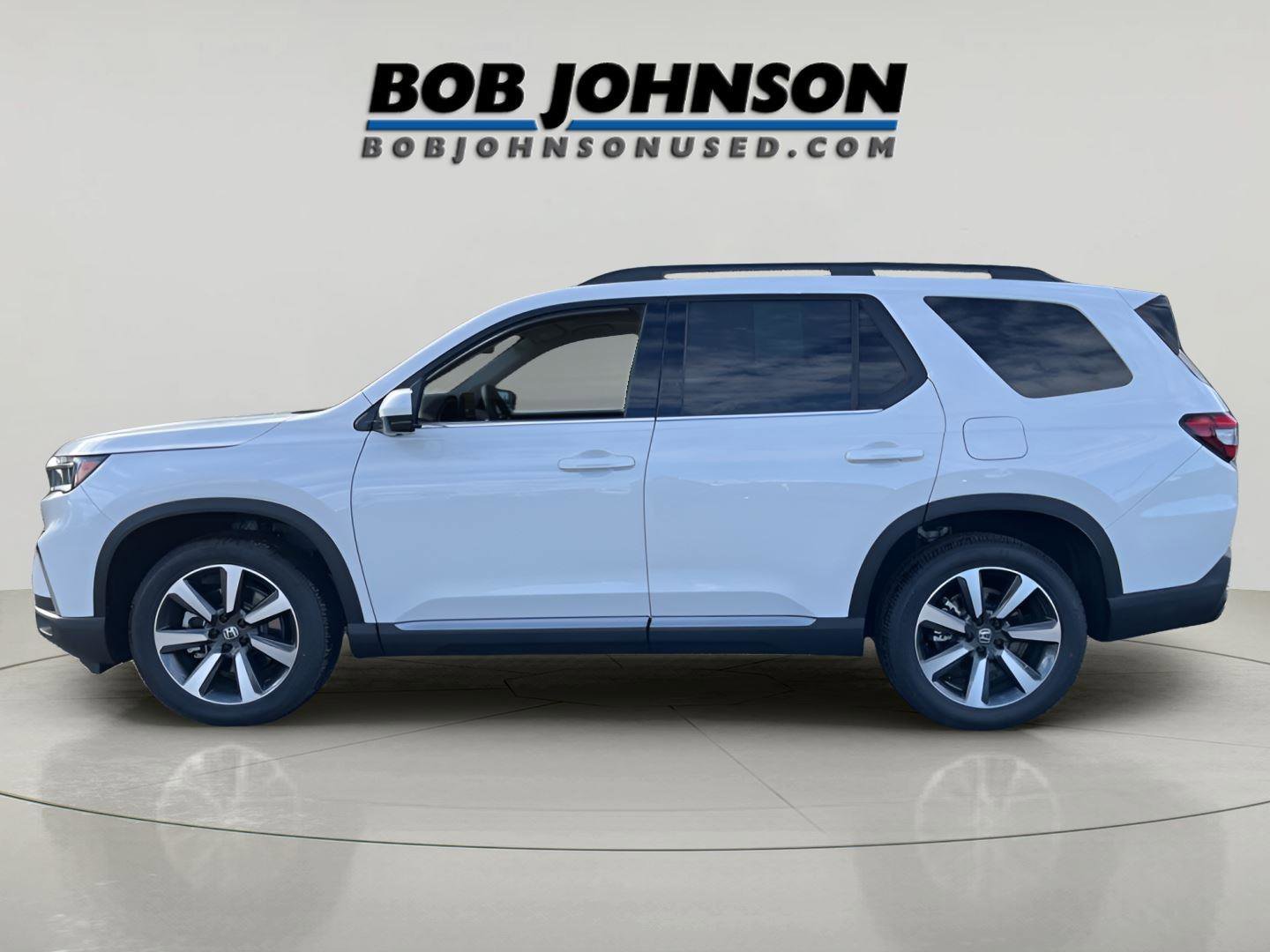 Used 2025 Honda Pilot Elite image 4