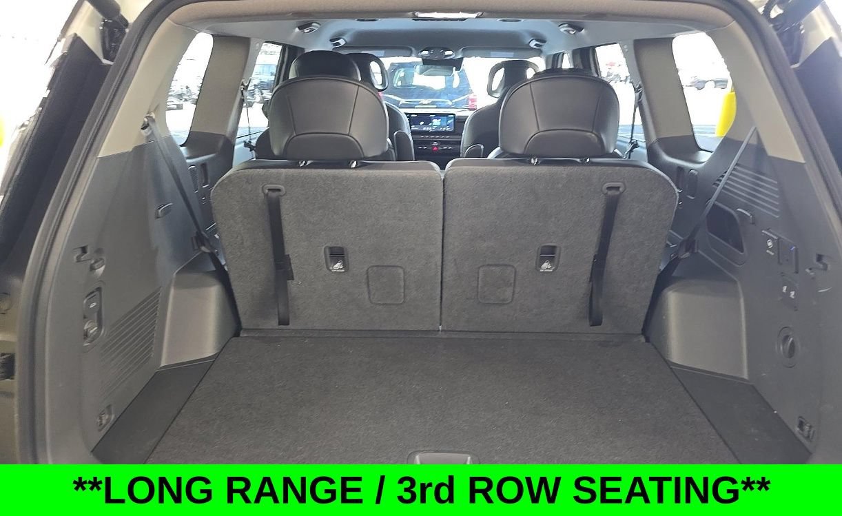 Certified 2024 Kia EV9 Light Long Range RWD image 11