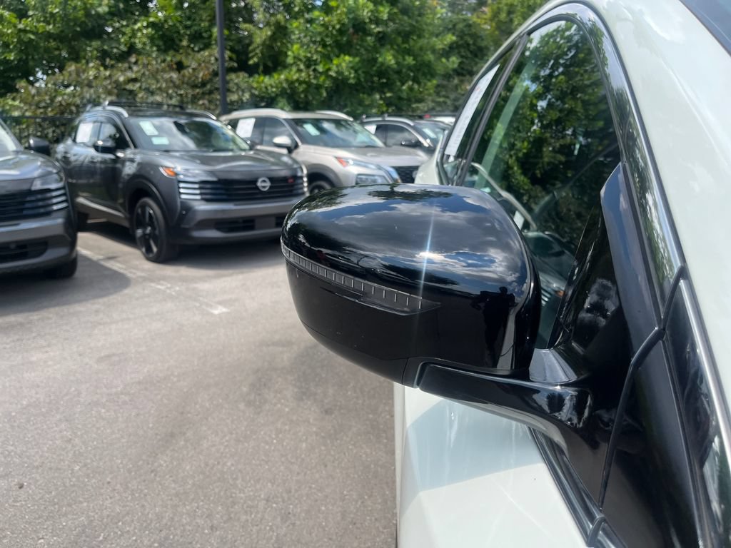 Used 2023 Nissan Murano SV w/ SV Midnight Edition Package AWD/4WD image 37
