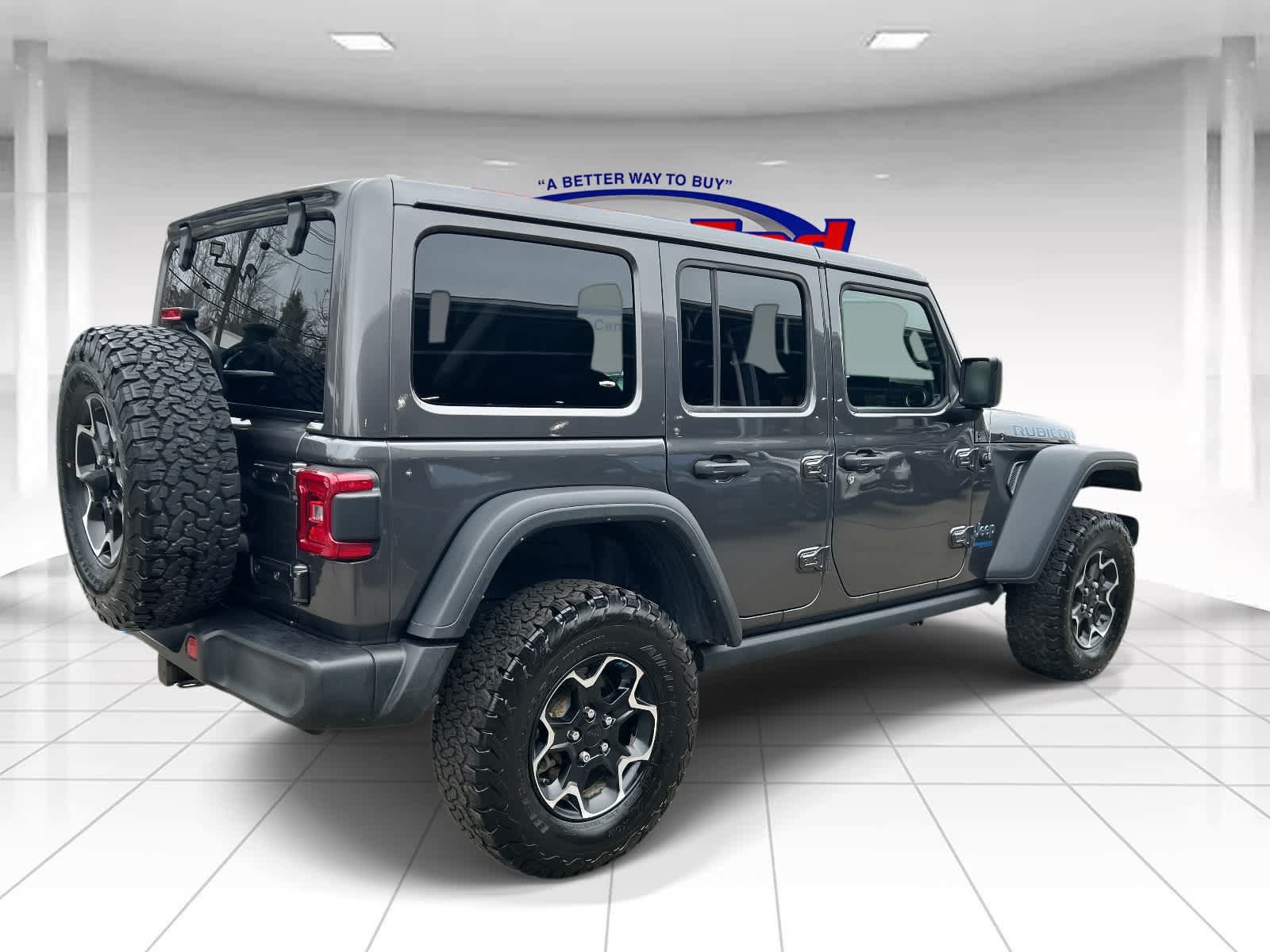 Used 2021 Jeep Wrangler Unlimited Rubicon 4xe w/ Dual Top Group AWD/4WD image 3