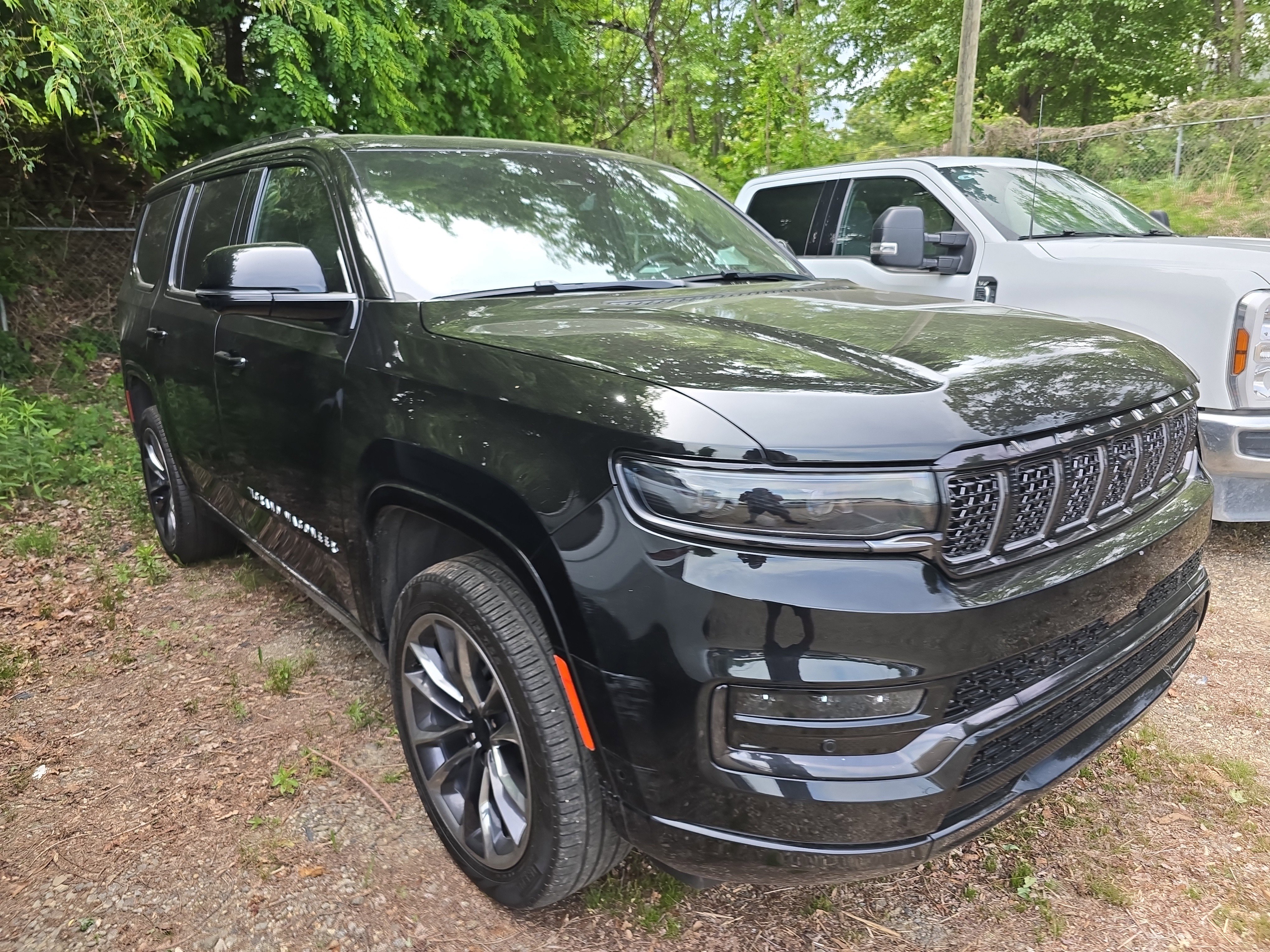Used 2025 Jeep Grand Wagoneer Series II Obsidian w/ Quick Order Packagew 28T AWD/4WD image 1