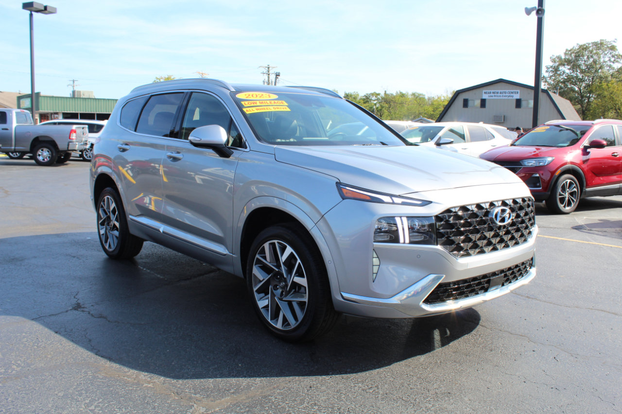 Used 2023 Hyundai Santa Fe Calligraphy image 3