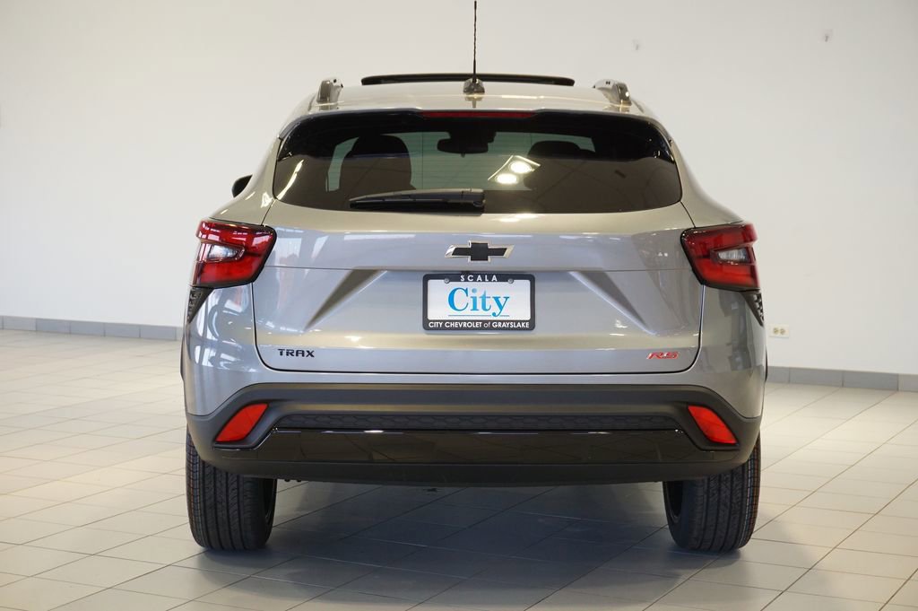 New 2026 Chevrolet Trax RS w/ Sunroof Package image 6