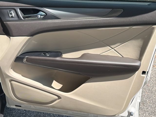 Used 2017 Lincoln MKC Premiere FWD image 15