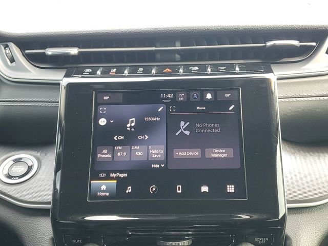 Used 2023 Jeep Grand Cherokee Laredo image 30