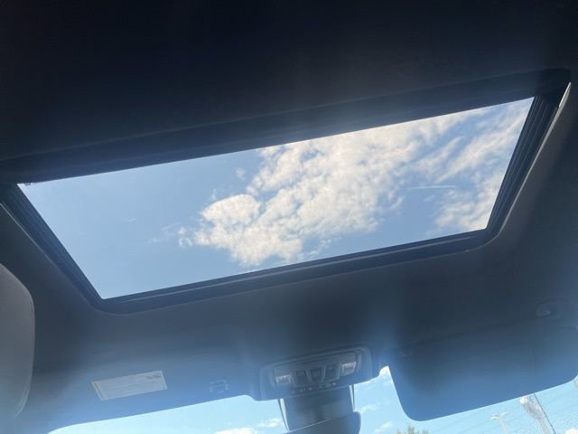 Used 2024 Chevrolet Silverado 3500 High Country image 19