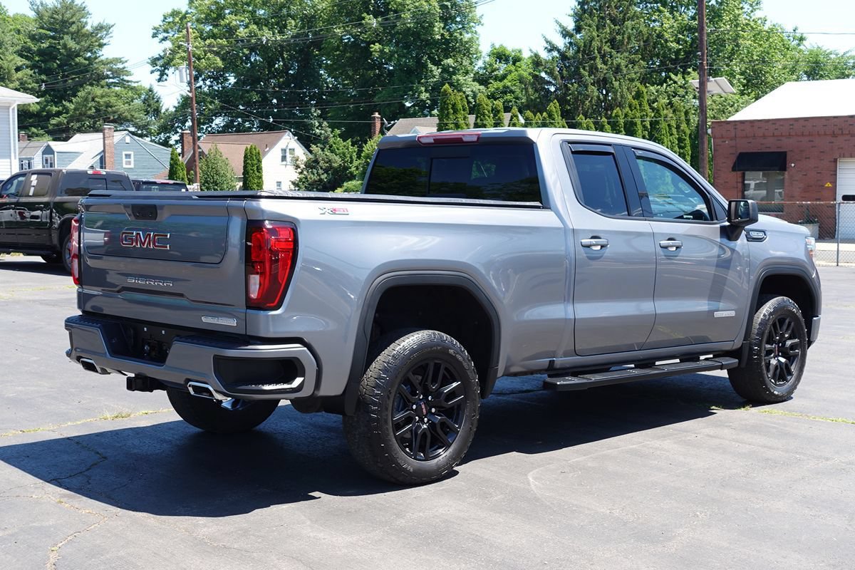 Used 2022 GMC Sierra 1500 Elevation w/ Preferred Package AWD/4WD image 3