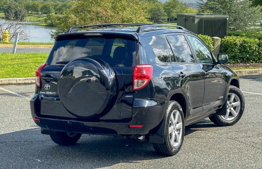 Used 2007 Toyota RAV4 Limited AWD/4WD image 11