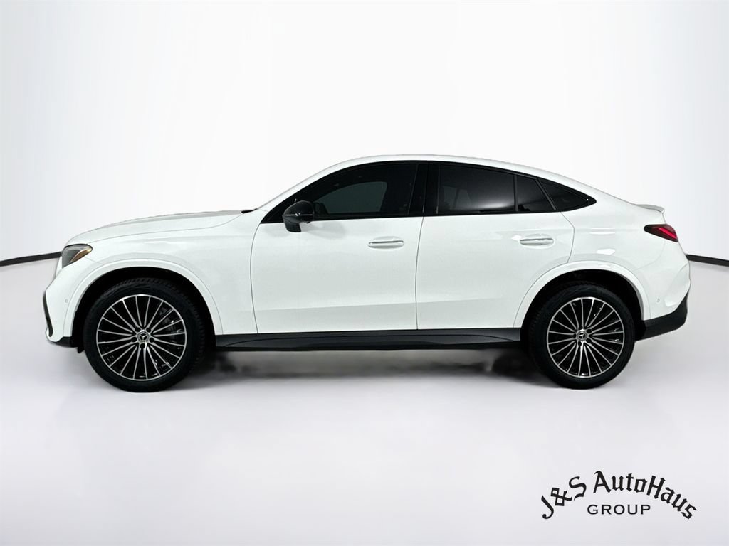 Used 2025 Mercedes-Benz GLC 300 4MATIC image 4