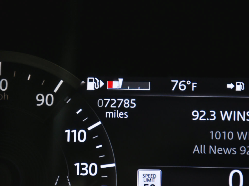 Used 2022 Jaguar F-PACE S AWD/4WD image 21