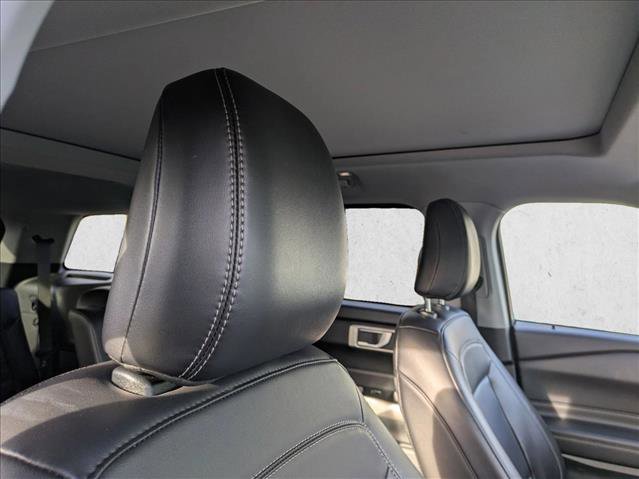 Used 2023 Ford Explorer XLT w/ Equipment Group 202A image 15