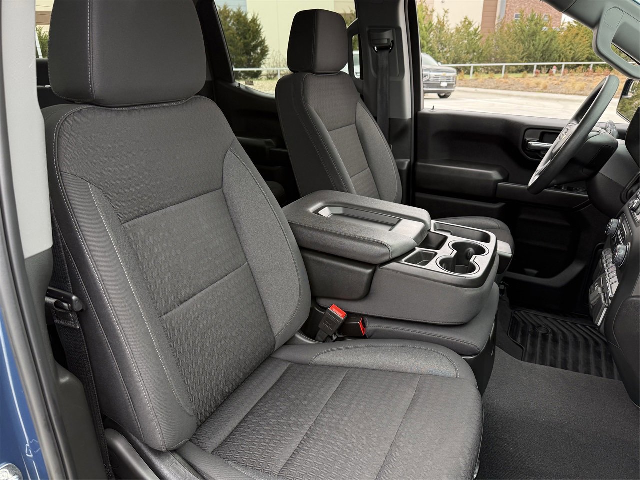 Used 2024 Chevrolet Silverado 1500 Custom image 22