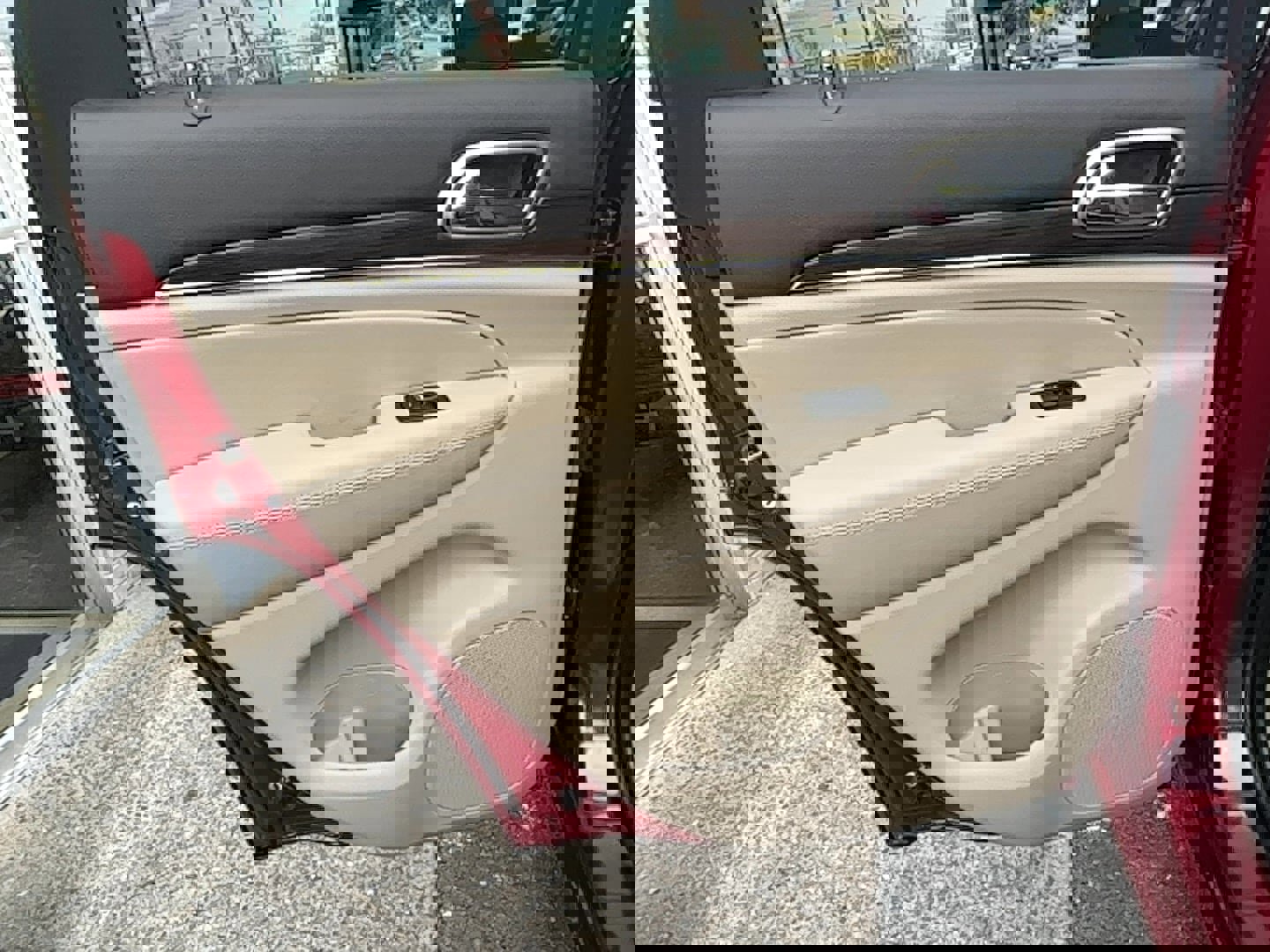 Used 2015 Jeep Grand Cherokee Overland w/ Advanced Technology Group image 23