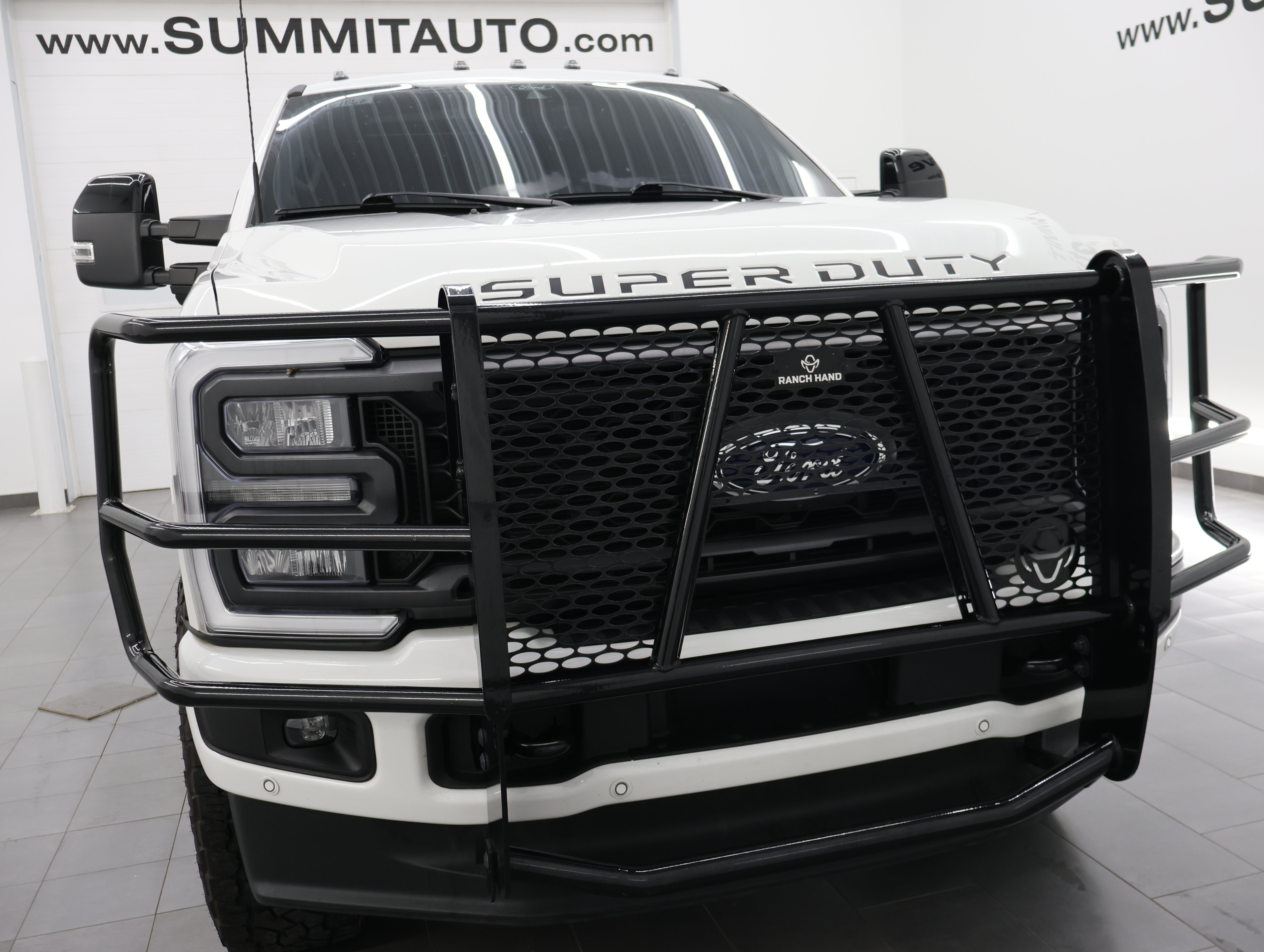 Used 2024 Ford F350 Lariat w/ Lariat Ultimate Package AWD/4WD image 25