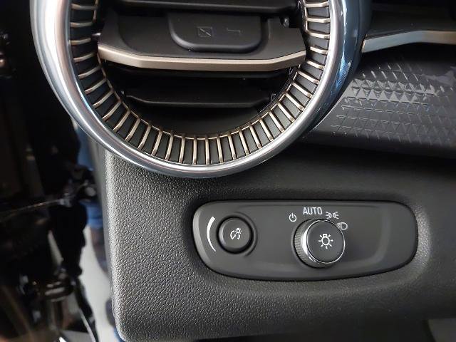 New 2026 Chevrolet Trax ACTIV image 24