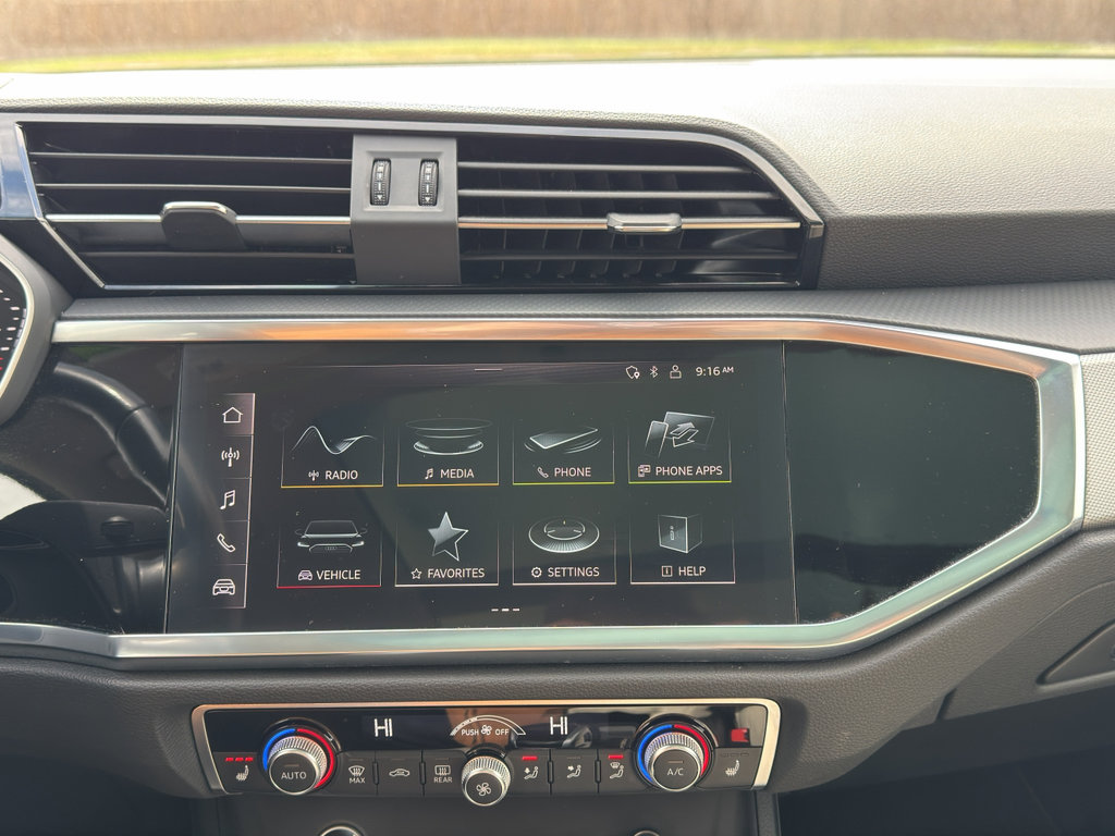 Used 2024 Audi Q3 2.0T Premium image 24