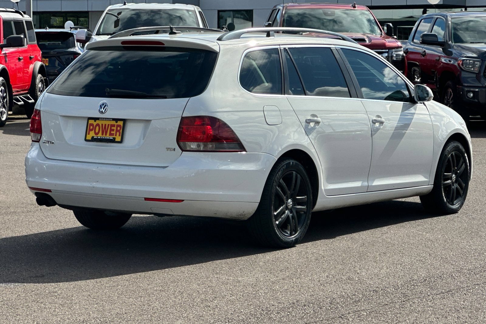 Used 2011 Volkswagen Jetta TDI FWD image 4