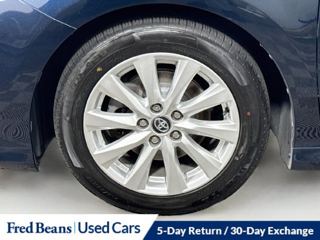 Used 2020 Toyota Camry LE FWD image 33