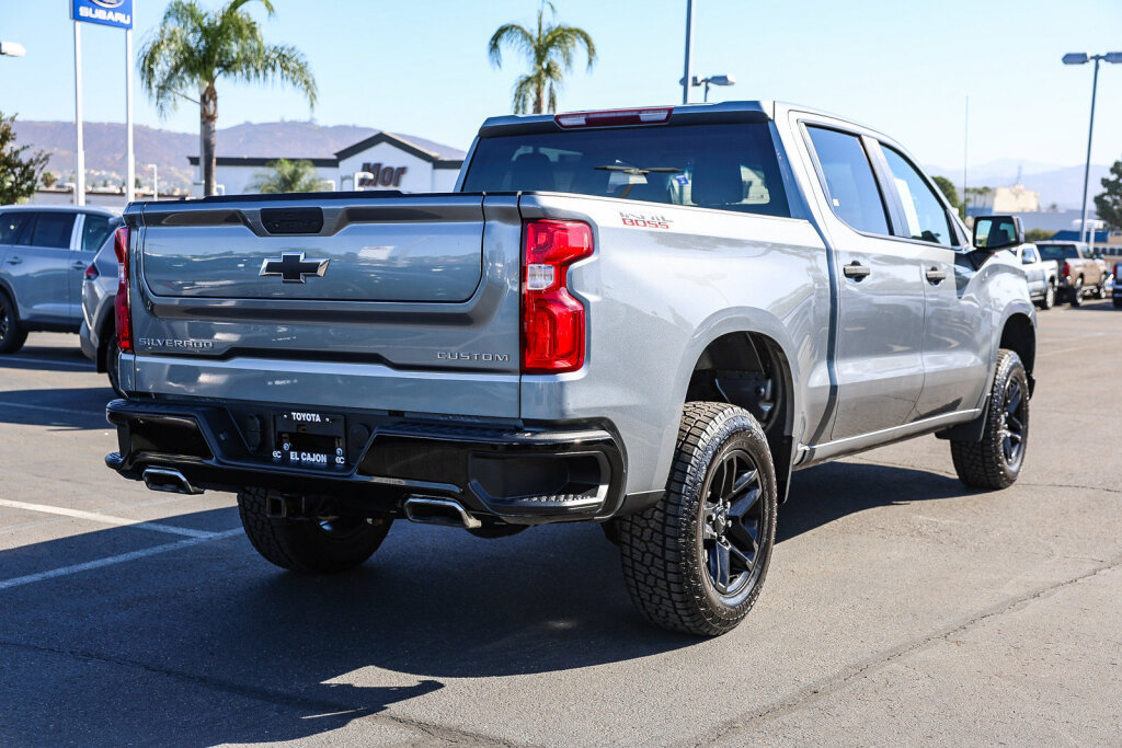Used 2021 Chevrolet Silverado 1500 Custom Trail Boss AWD/4WD image 22