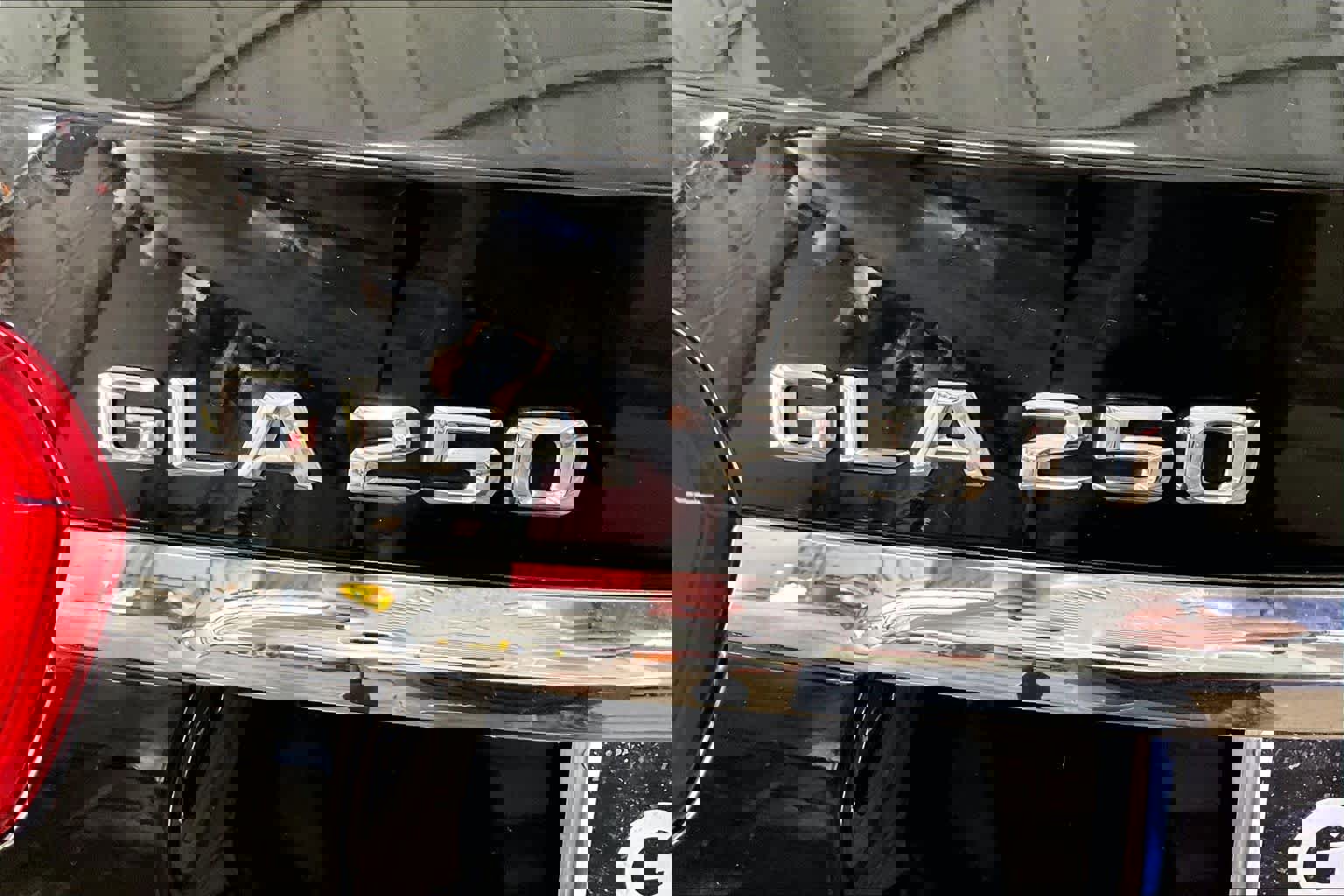 Used 2016 Mercedes-Benz GLA 250 4MATIC image 10