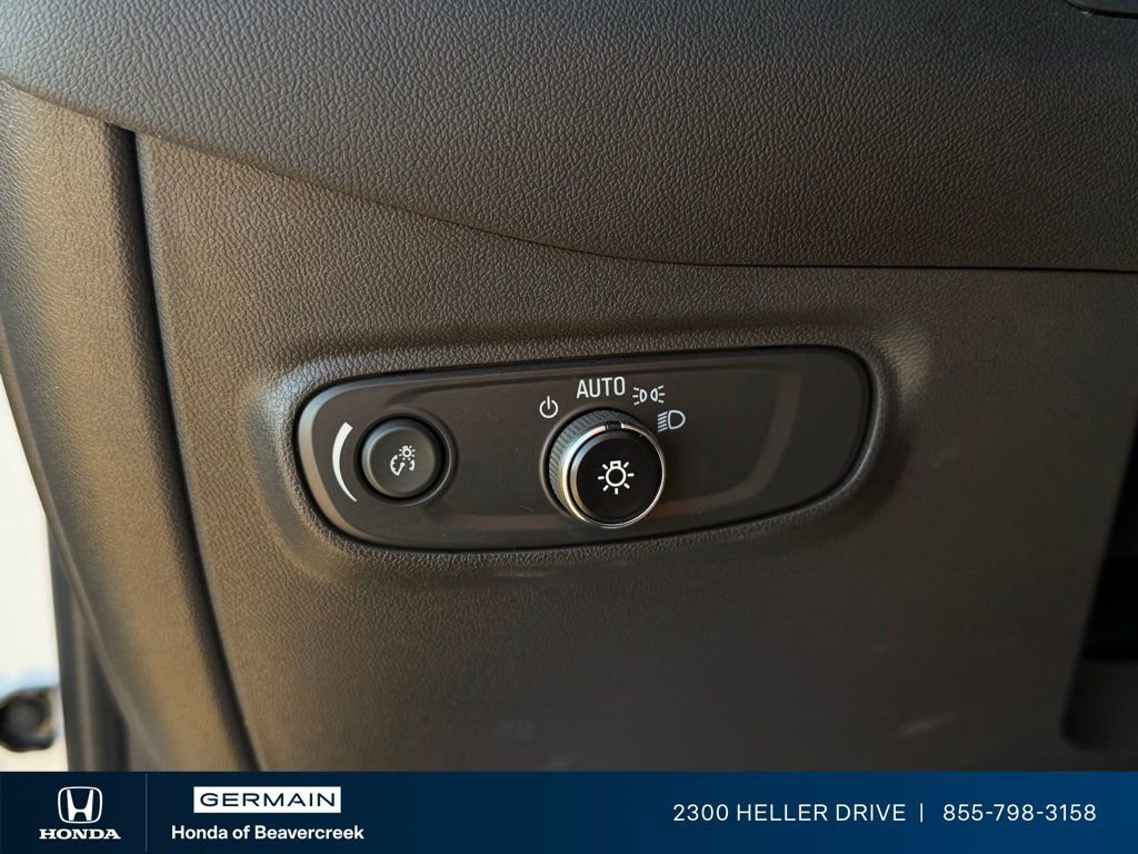 Used 2024 Chevrolet Equinox RS w/ RS Leather Package FWD image 27