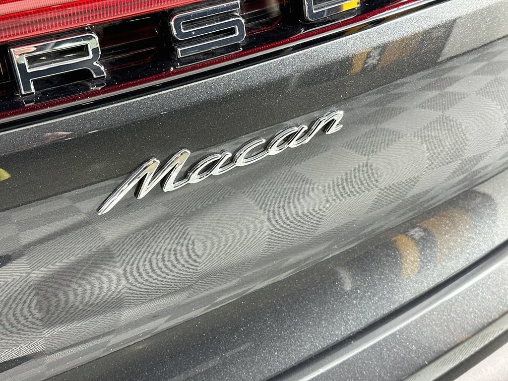 Certified 2026 Porsche Macan AWD/4WD image 34
