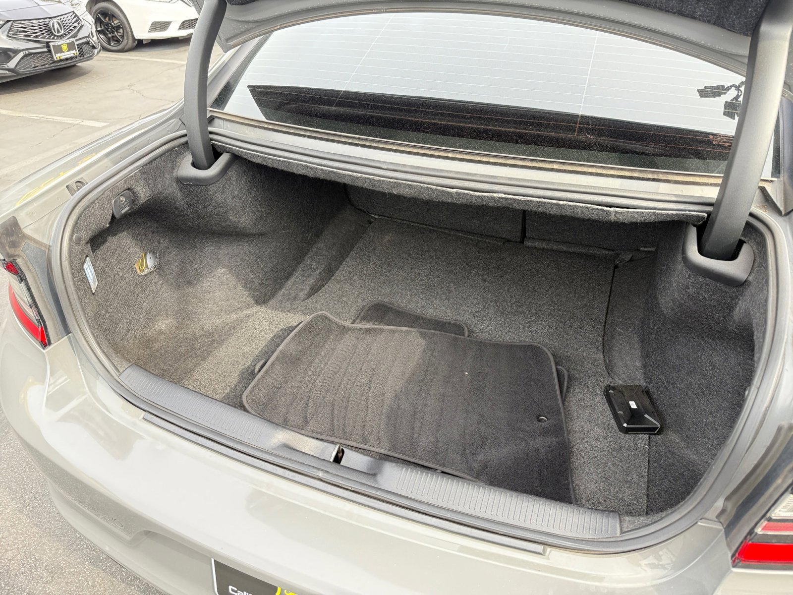 Used 2019 Dodge Charger SXT w/ Plus Group RWD image 20