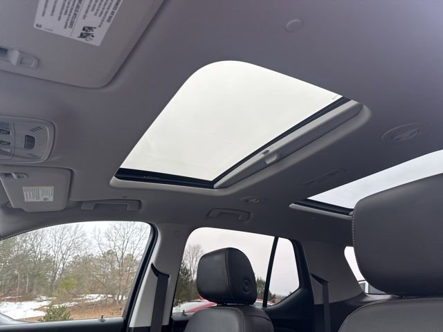 Used 2021 Chevrolet Traverse Premier image 39