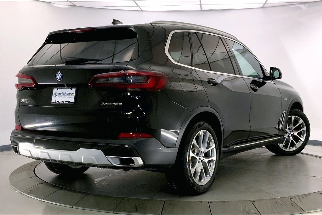 Certified 2023 BMW X5 xDrive45e w/ Executive Package image 12