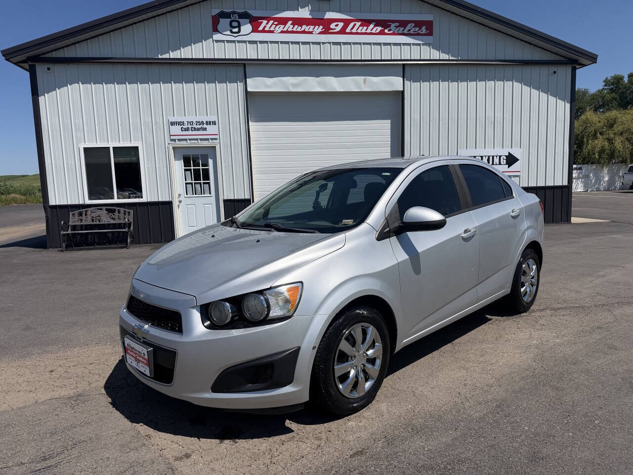 Used 2013 Chevrolet Sonic LS FWD image 1