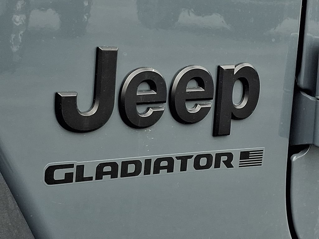 New 2026 Jeep Gladiator Sport AWD/4WD image 18