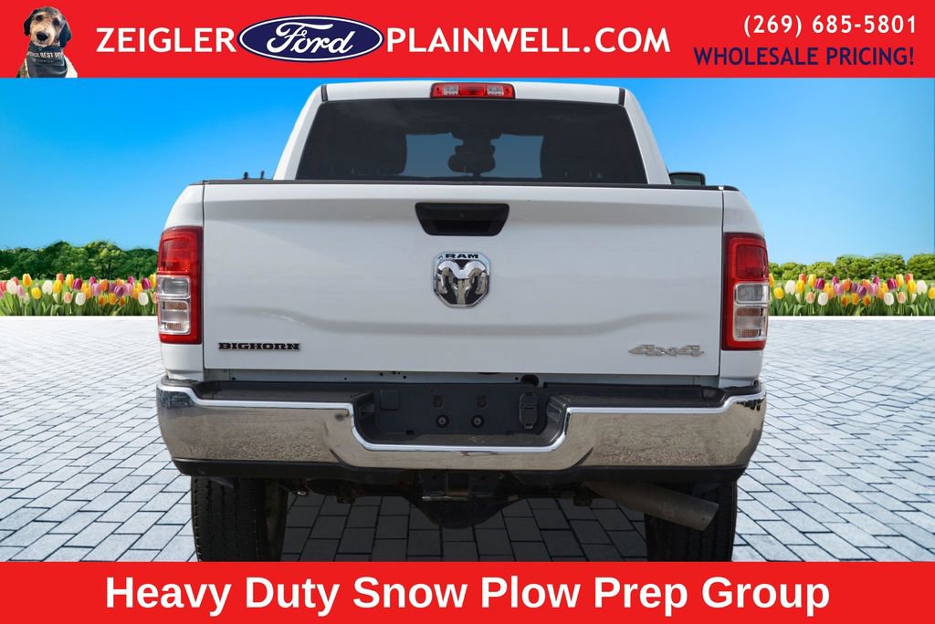Used 2024 RAM 2500 Big Horn w/ Off Road Package AWD/4WD image 4