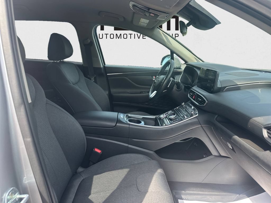 Used 2023 Hyundai Santa Fe SEL w/ Winter Weather Package AWD/4WD image 25