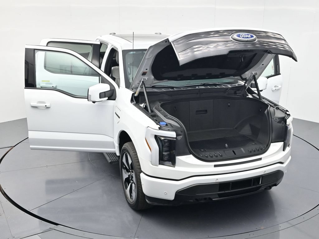 Used 2023 Ford F150 Lightning Platinum AWD/4WD image 50