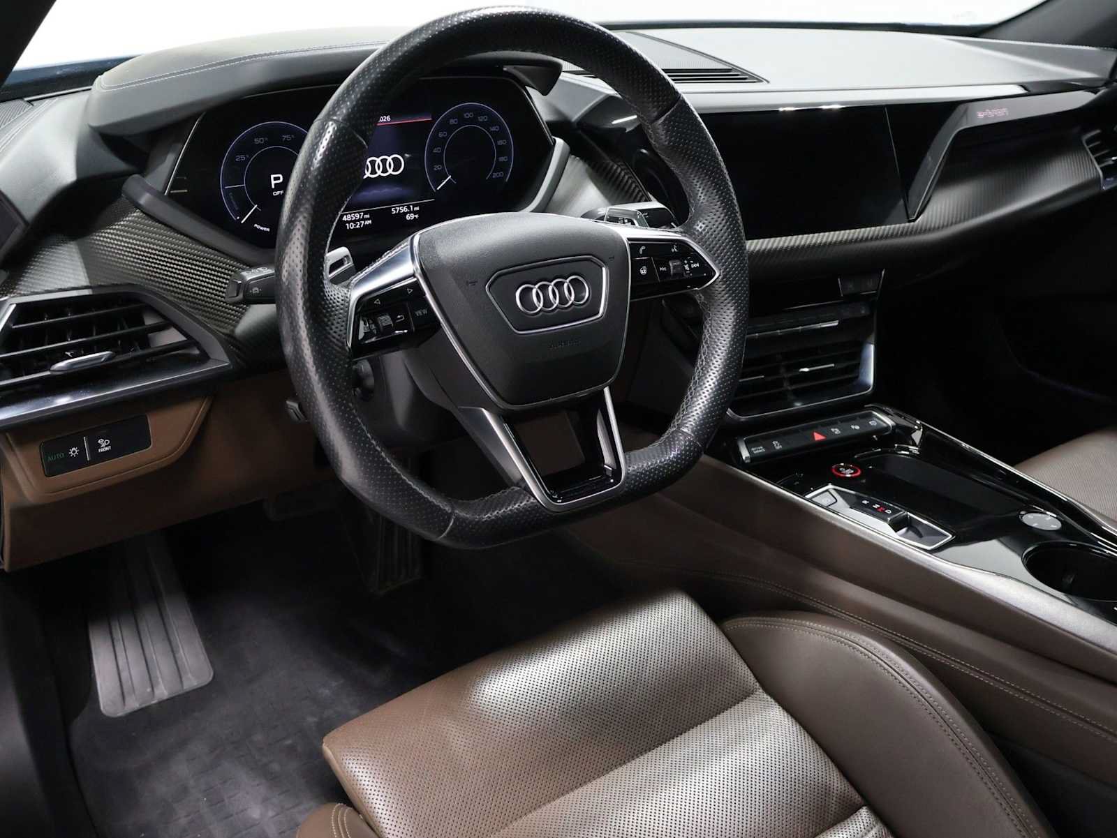 Used 2022 Audi e-tron GT Prestige AWD/4WD image 4