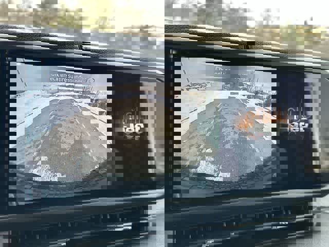 Used 2026 Jeep Wrangler Willys AWD/4WD image 13