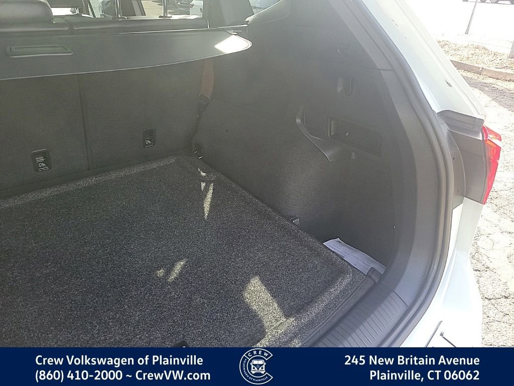 Certified 2021 Volkswagen Tiguan SEL Premium R-Line image 52