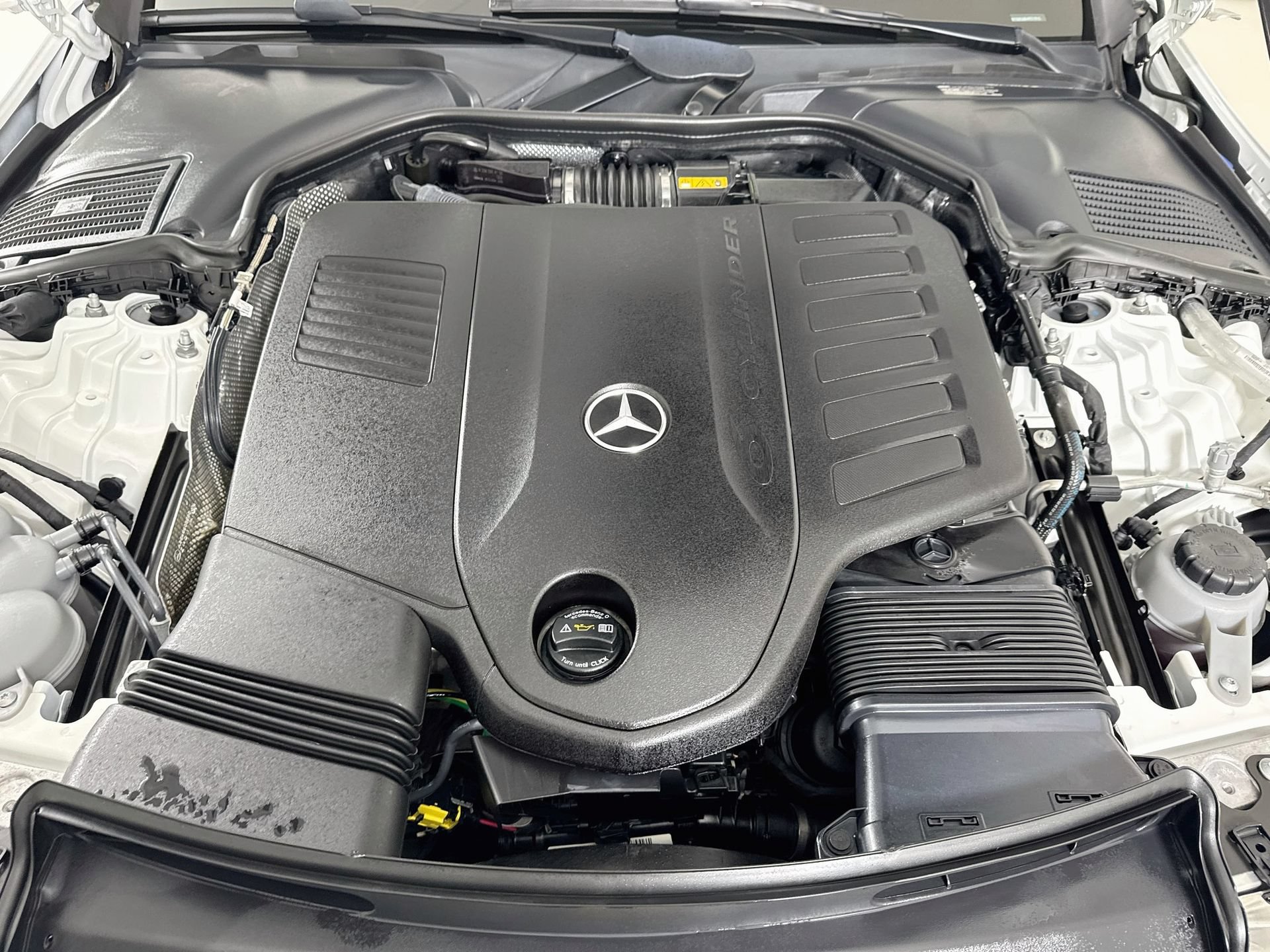 Certified 2024 Mercedes-Benz CLE 450 4MATIC Cabriolet image 32
